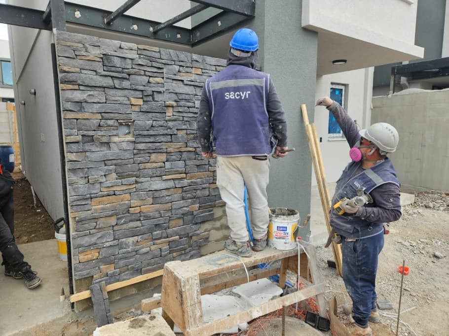 Pruebas de impermeabilización en balcones superiores
